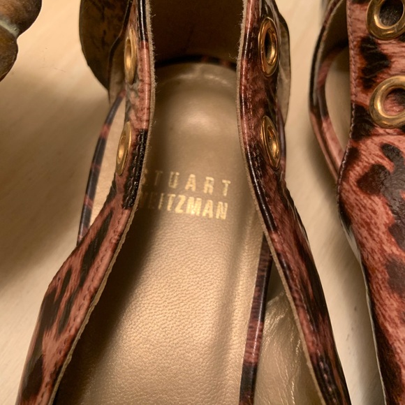 Stuart Weitzman Open Toe Buckle Patent Animal Print Flat. Chatup Good Condition - Picture 7 of 7